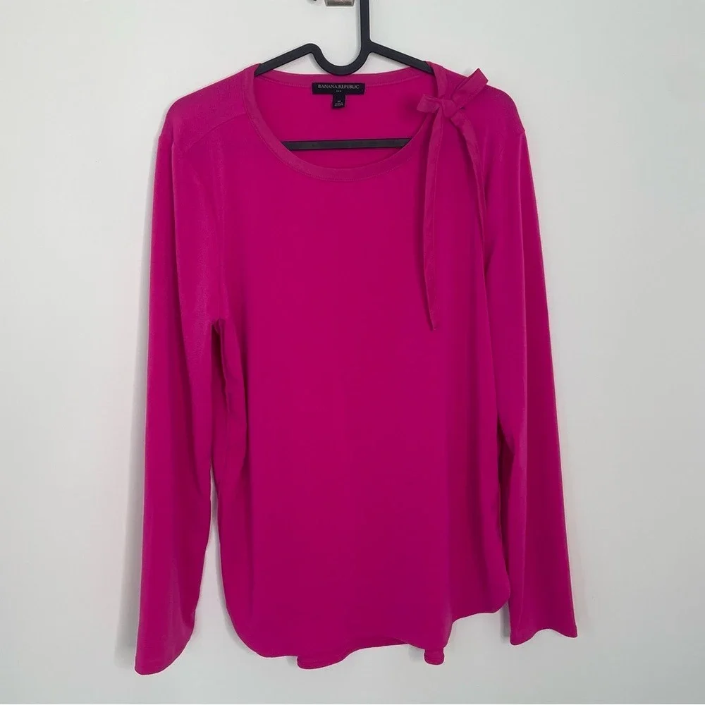 Banana Republic Blouse Bow Shoulder Long Sleeve Magenta Pink Medium - Picture 2 of 5